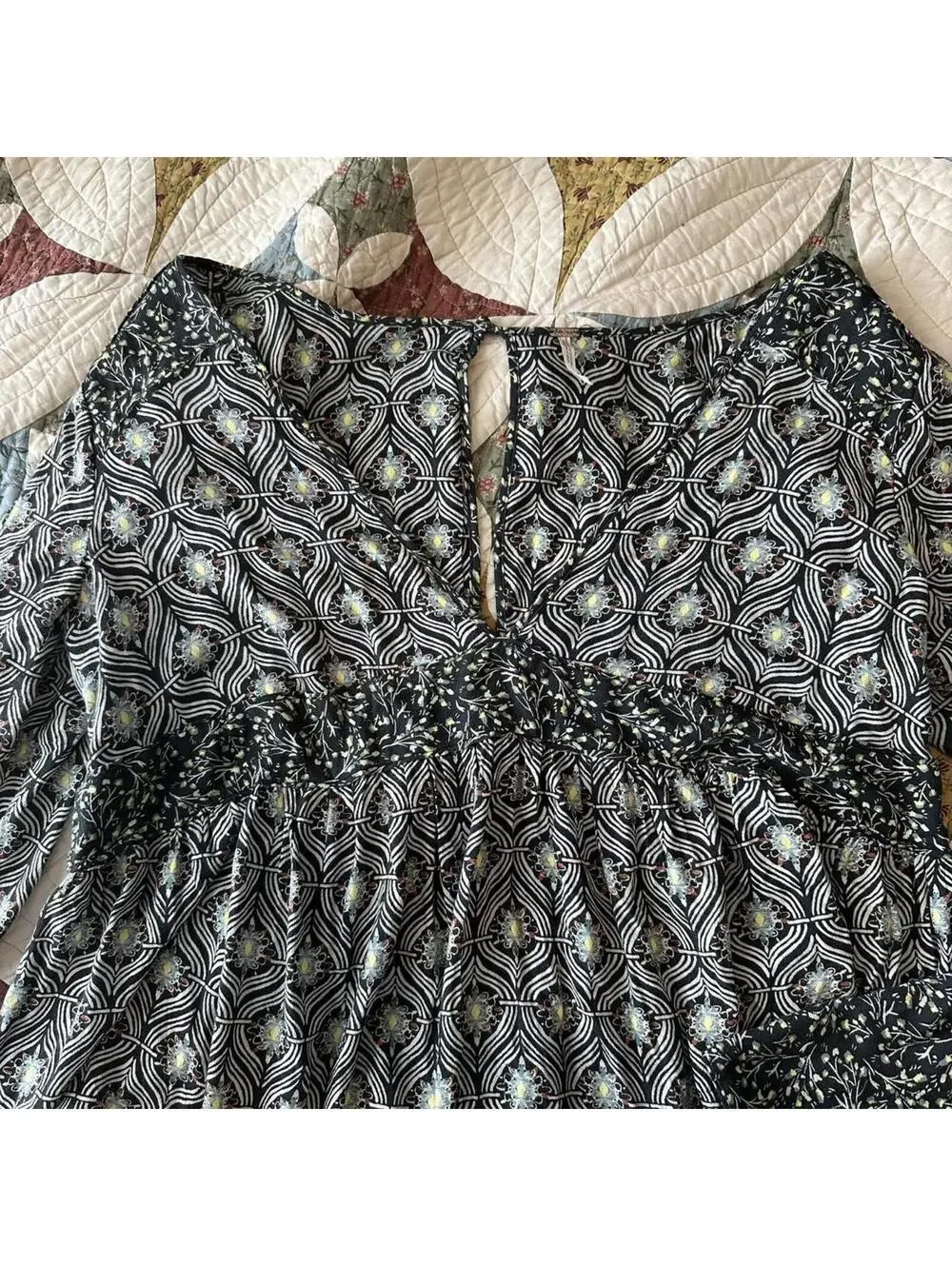 Free People Rolling Hills Tunic Blouse Babydoll Floral Geometric V-Neck